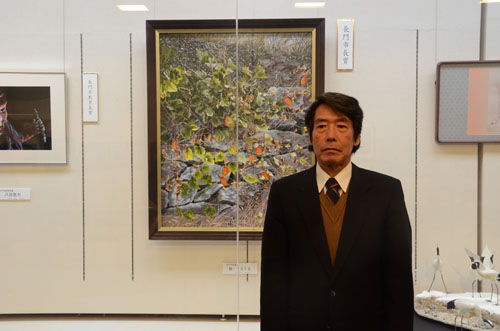 市長賞の作品と小川さん