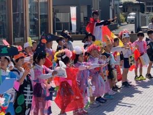 園児たちのダンスの様子