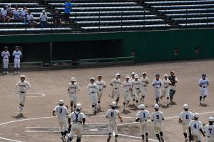 野球試合開始