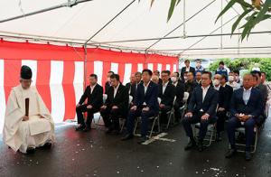 油谷支所建設工事起工式および安全祈願祭の様子