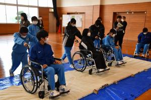 車いす3