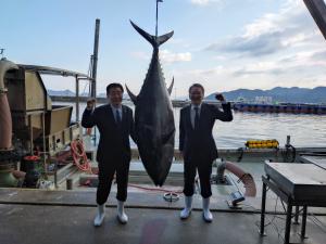 クロマグロ水揚げ