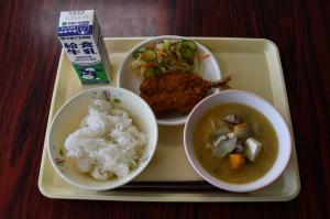 給食