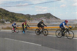 自転車走行写真