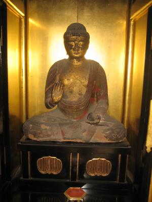 木造薬師如来坐像