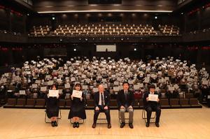 北野大さんと参加者との集合写真