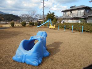 江良児童遊び場