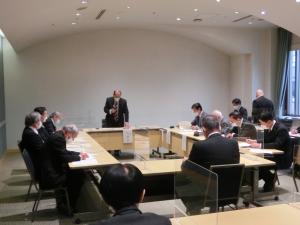 会議の様子１