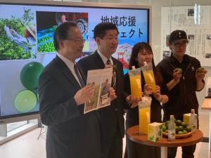 市長がゆずきちをＰＲする様子