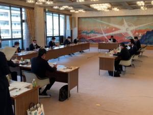 会議の様子（全体）