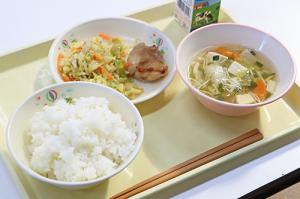 とらふぐの学校給食の写真