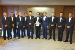 県知事との集合写真