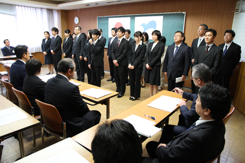 小学校には22人が着任