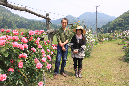 １０年前より丹念に育ててきた右田さん