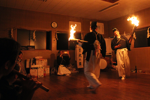 神楽舞のクライマックスとなる「火の舞」