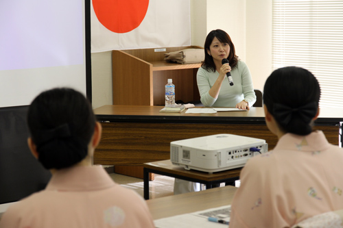 午前中は旅館関係者や湯本地区住民を対象に開催