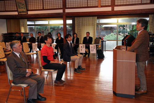 内田恭彦審査委員長による講評