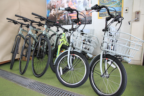 新たにクロスバイクや子ども用マウンテンバイク、電動アシスト付自転車のレンタサイクルを開始