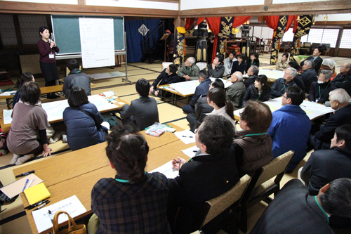 地域住民や旅館関係者など約50人が参加