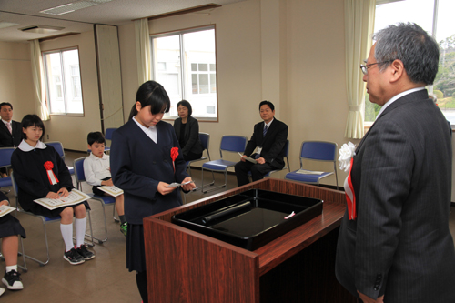 掛渕子ども会の津村さんがお礼のあいさつ