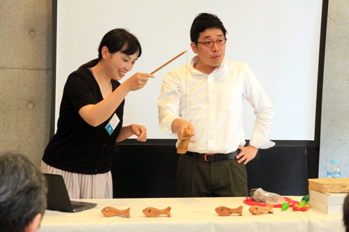 魚の釣り方もいろいろなパターンがあることを学ぶ