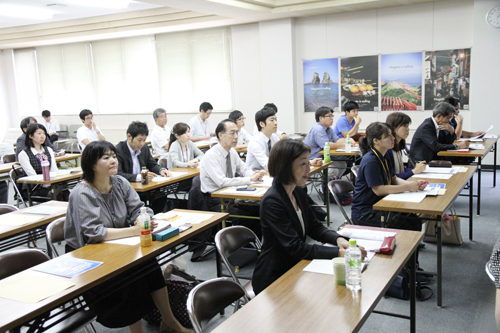 山口県内の観光・商工関連事業者など約30人が参加