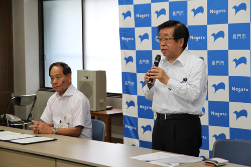 「まちを一緒に盛り上げるとともに、買い物が不便な地域の生活を支えたい」と田中代表取締役社長