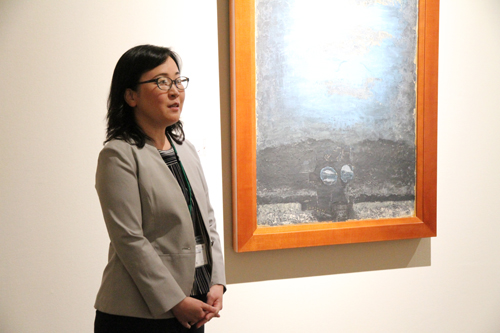 「より立体的に、香月の生涯や平和への思いを感じられる展覧会」と丸尾学芸員