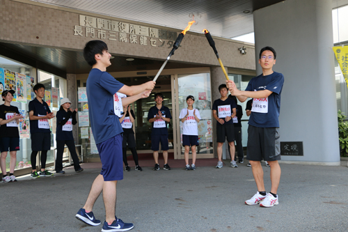 市役所三隅支所に到着