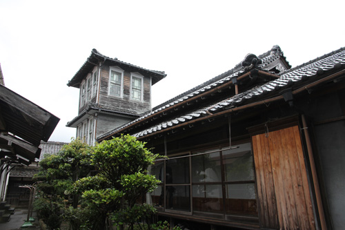 明治から大正時代に建てられた中野家本宅もこのたび公開された