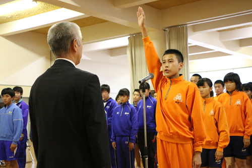 三隅中学校Aの朝枝凌さんが選手宣誓