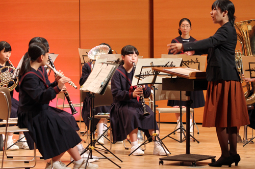 深川中学校吹奏楽部の演奏