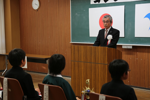 「みすゞさんの心、やさしいまなざしを受け継いで、さらなる飛躍を」と松浦教育長