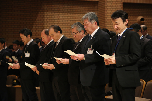 はじめに全員で「長門市市民憲章」を朗読
