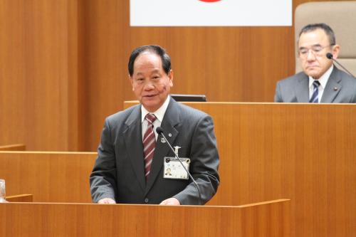 施政方針を発表する大西市長