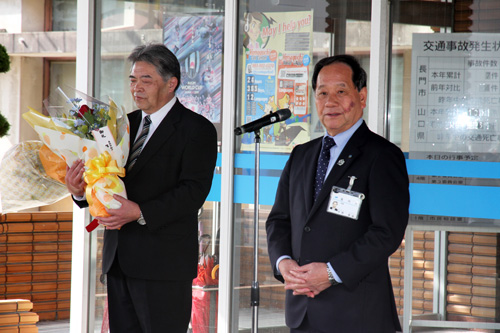 「39年間市民のために働いたことに対し心からお礼を申し上げたい」と大西市長