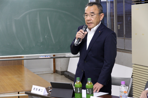 「貴重な意見を議会活動に反映したい」と武田議長