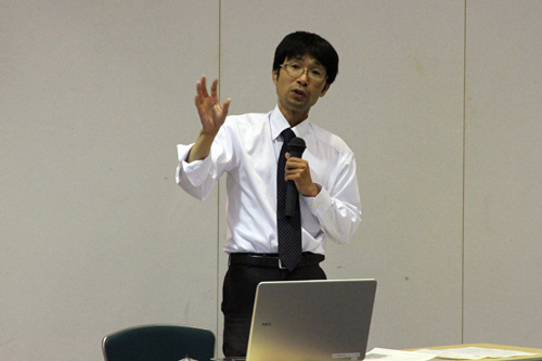 講師は山口県埋蔵文化財センターの宮下孝優さん