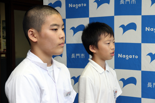 抱負を語る出場者