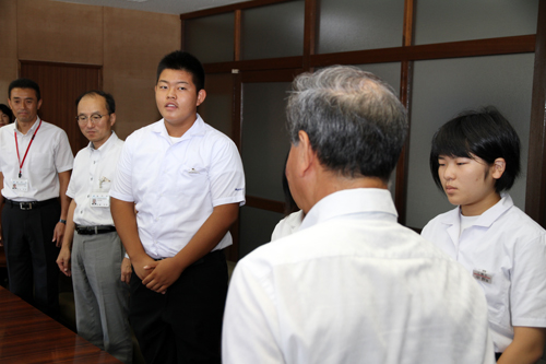 代表して挨拶した中谷太星さん。将来は海外で仕事をしてみたいという