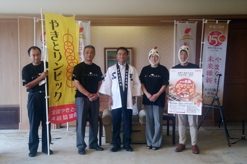 全国やきとリンピックｉｎ長門実行委員会の関係者らが知事を表敬訪問