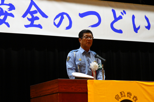 長門警察署の筱原正博署長が長門管内の交通事故情勢を説明