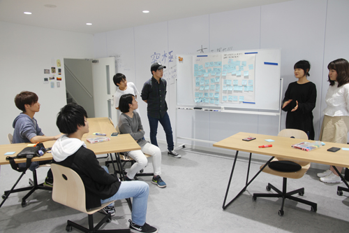 首都圏や大阪府、福岡県から7人のＮ高等学校の生徒が参加