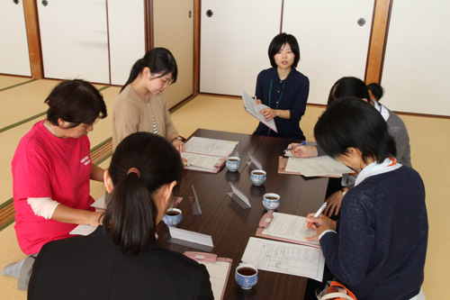 長門市食生活改善推進協議会や中学校栄養教諭、市健康増進課などが審査員として審査した