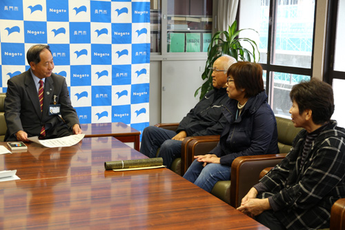 向陽クラブは、週２日20時から2時間程度、向陽小学校体育館で練習している