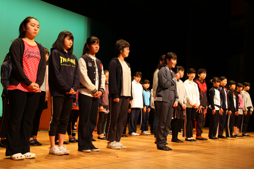 第18期の子どもたち。先輩たちが力を込めて演じてきた「見習い魔女マジョリカ」に挑む