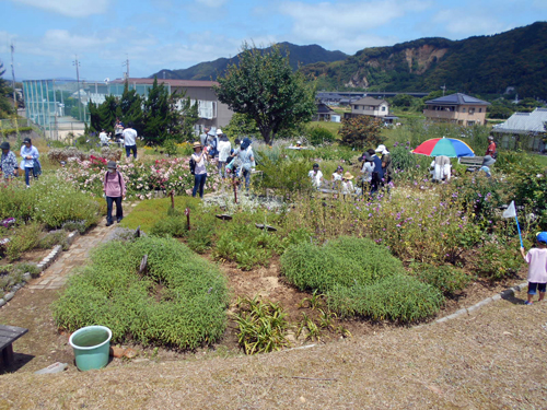 会場はハーブの香りに包まれました