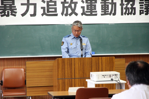 長門警察署の長谷川正人署長は「警察も情報提供や支援をしていく」と述べた