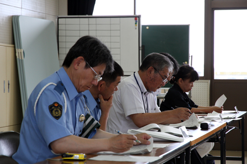 道路関係者・市・警察・幼稚園など関係者２５人が出席