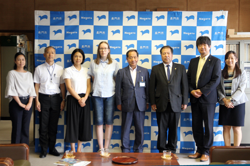 7月12日から8月4日まで長門市でホームステイを行う